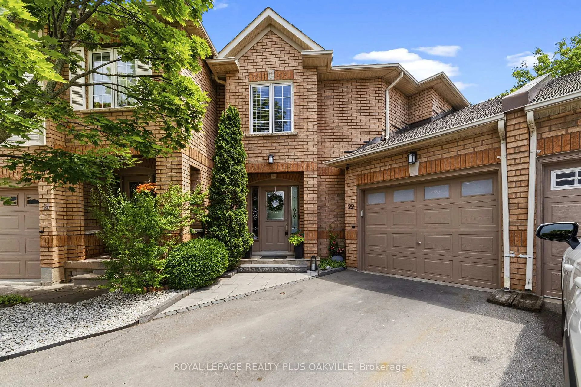 Front of Unit 22, 1489 Heritage Way