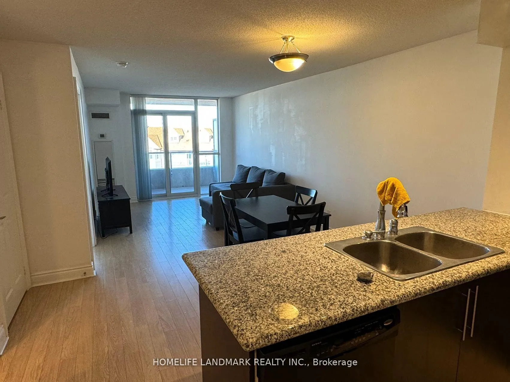 Photo 1 of Unit 675, 23 Cox Boulevard, Markham, Unionville — HOMEH