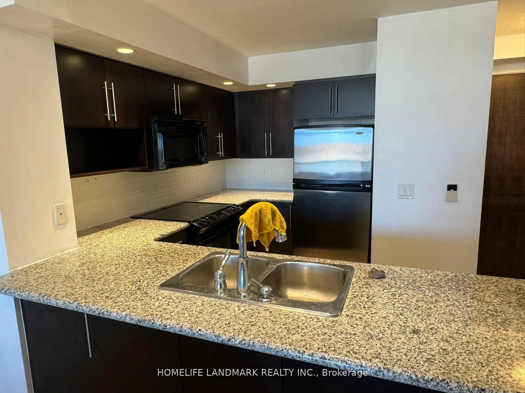 Photo 2 of Unit 675, 23 Cox Boulevard, Markham, Unionville — HOMEH