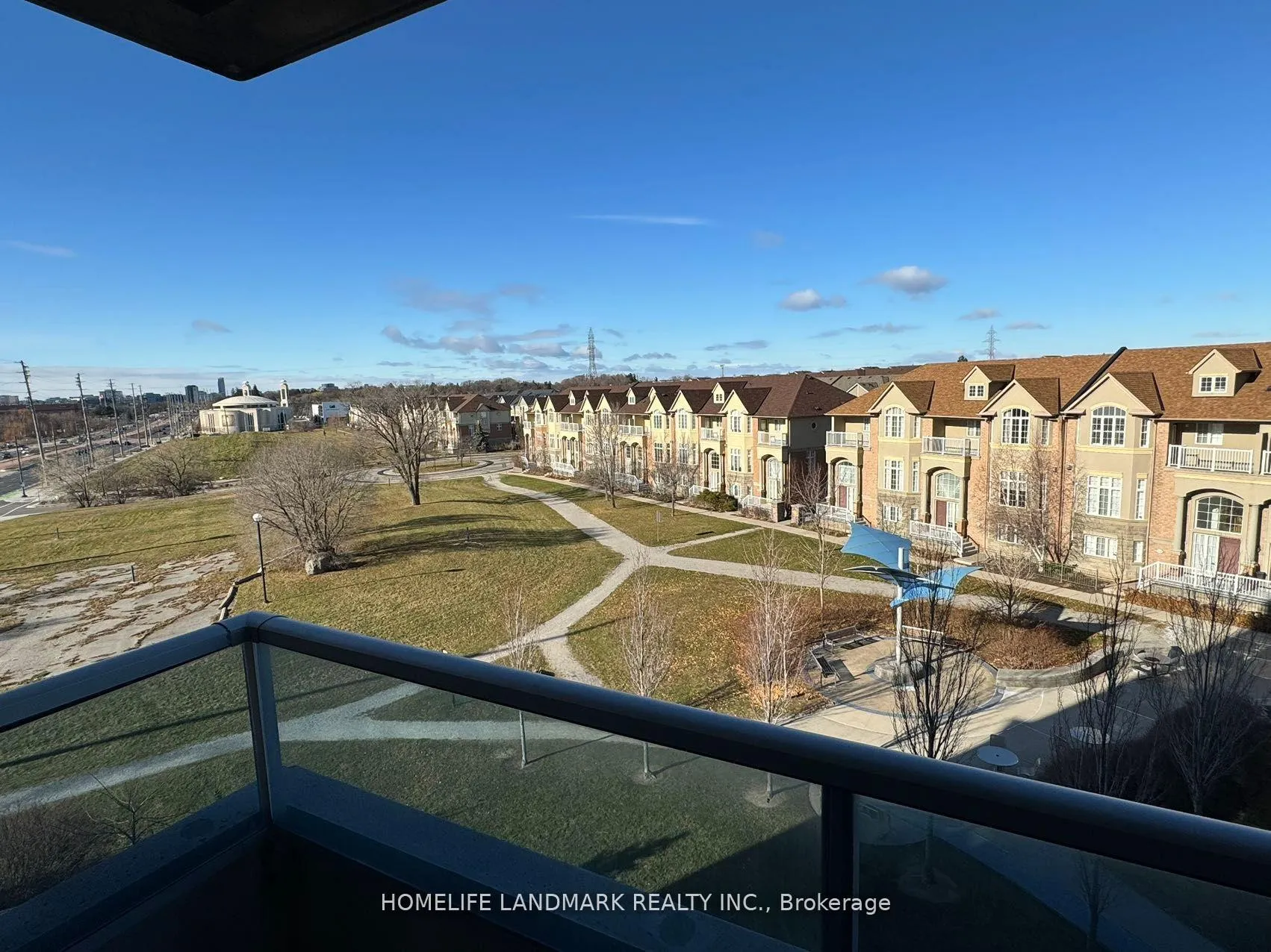 Photo 5 of Unit 675, 23 Cox Boulevard, Markham, Unionville — HOMEH