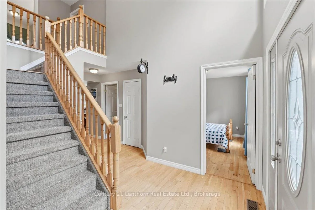 Photo 6 of 170 Centre Road, Centre Hastings — HOMEH