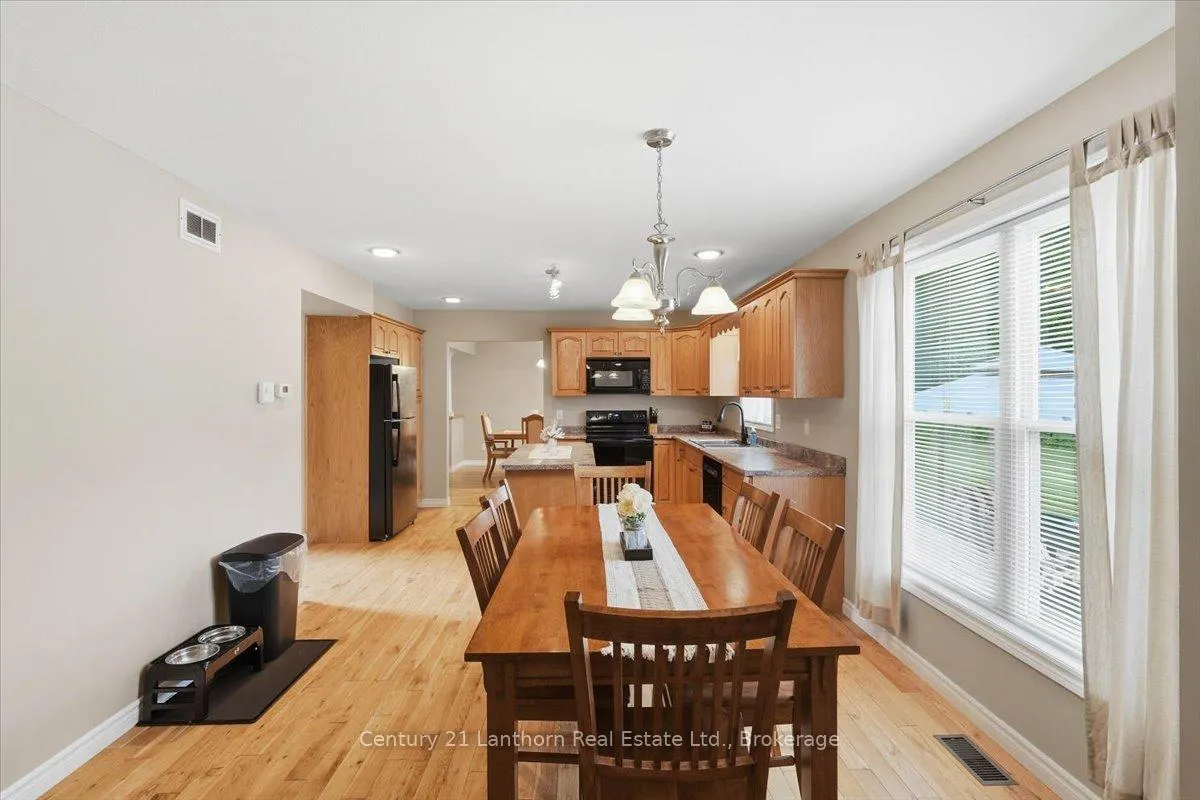 Photo 10 of 170 Centre Road, Centre Hastings — HOMEH