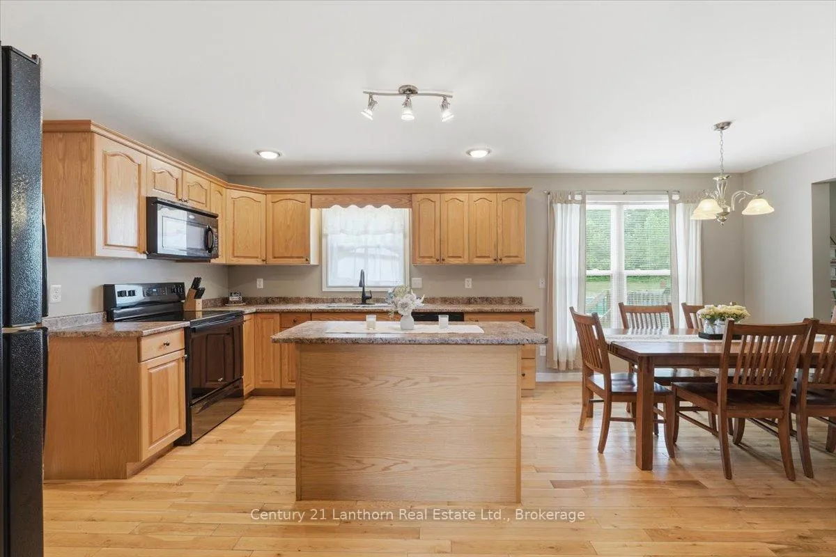 Photo 12 of 170 Centre Road, Centre Hastings — HOMEH