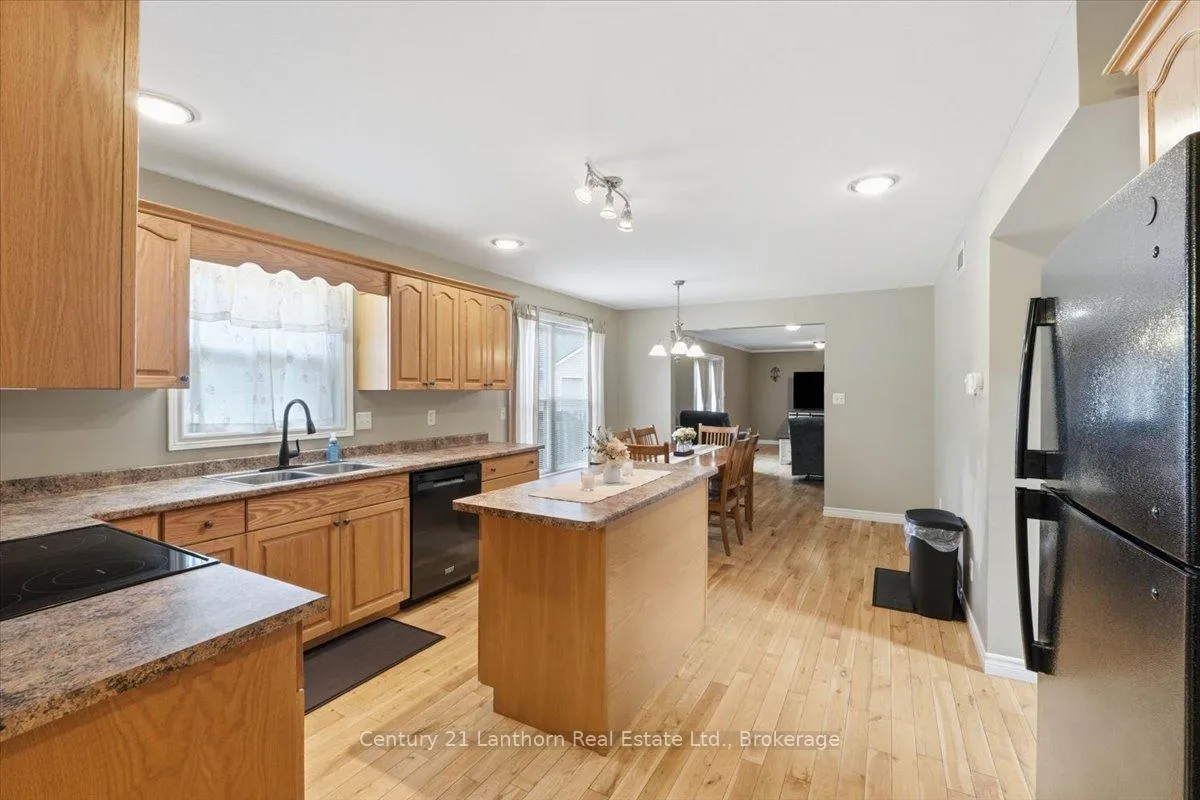Photo 13 of 170 Centre Road, Centre Hastings — HOMEH