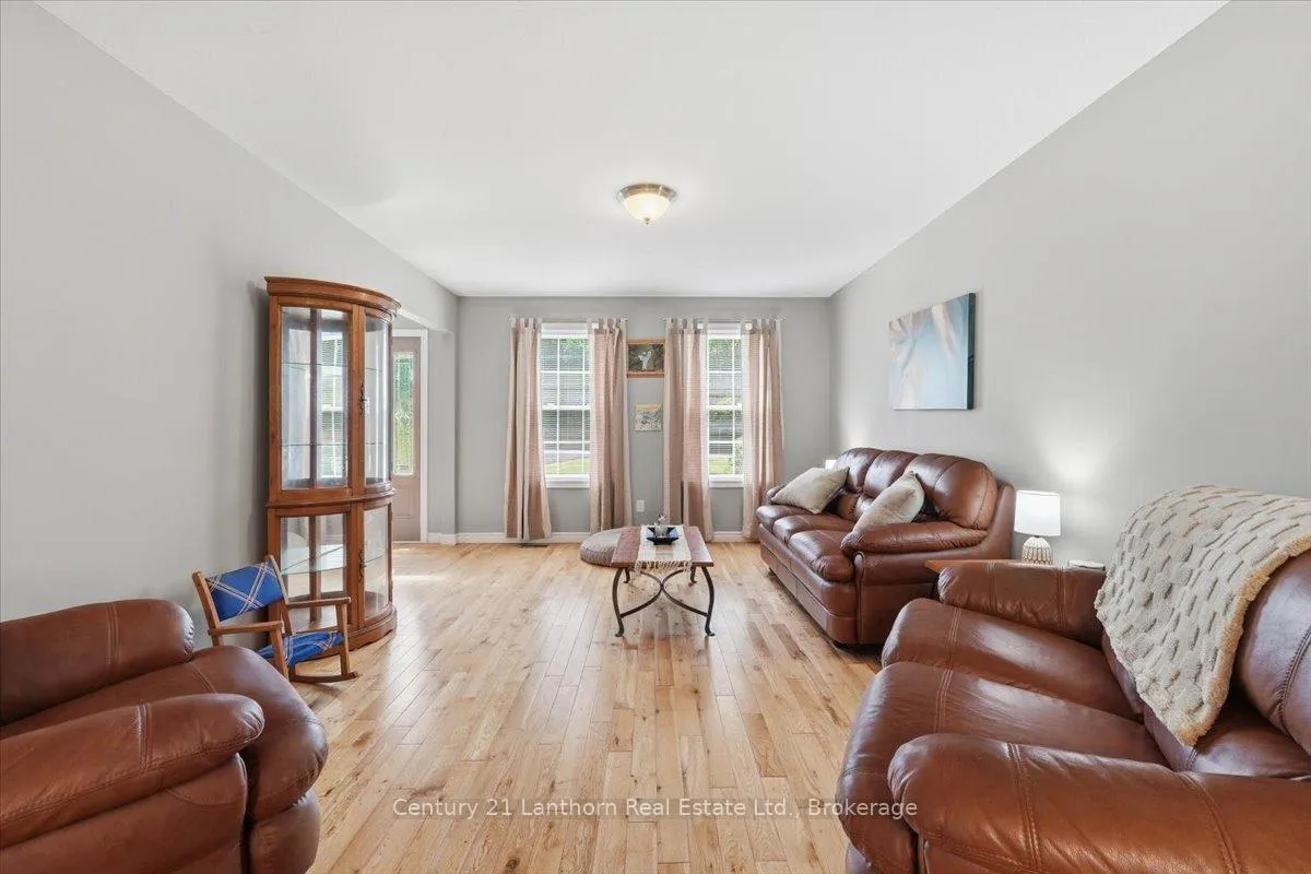 Photo 15 of 170 Centre Road, Centre Hastings — HOMEH