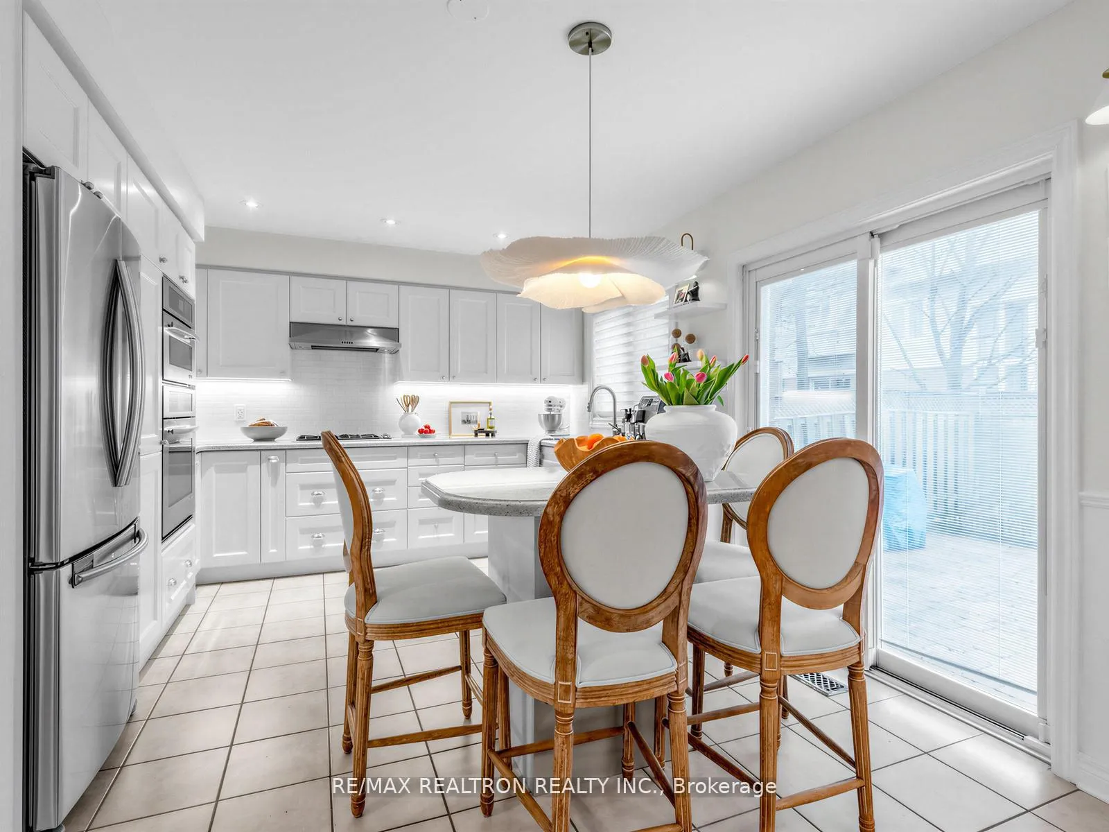 Photo 9 of 57 Skipton Trail, Aurora, Bayview Wellington — HOMEH