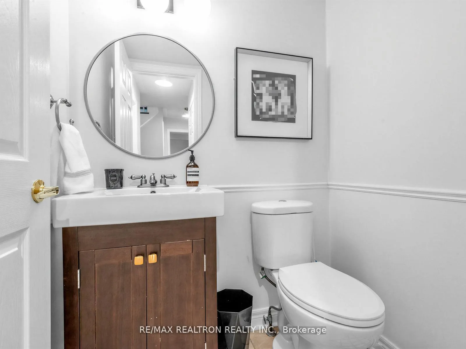 Photo 13 of 57 Skipton Trail, Aurora, Bayview Wellington — HOMEH
