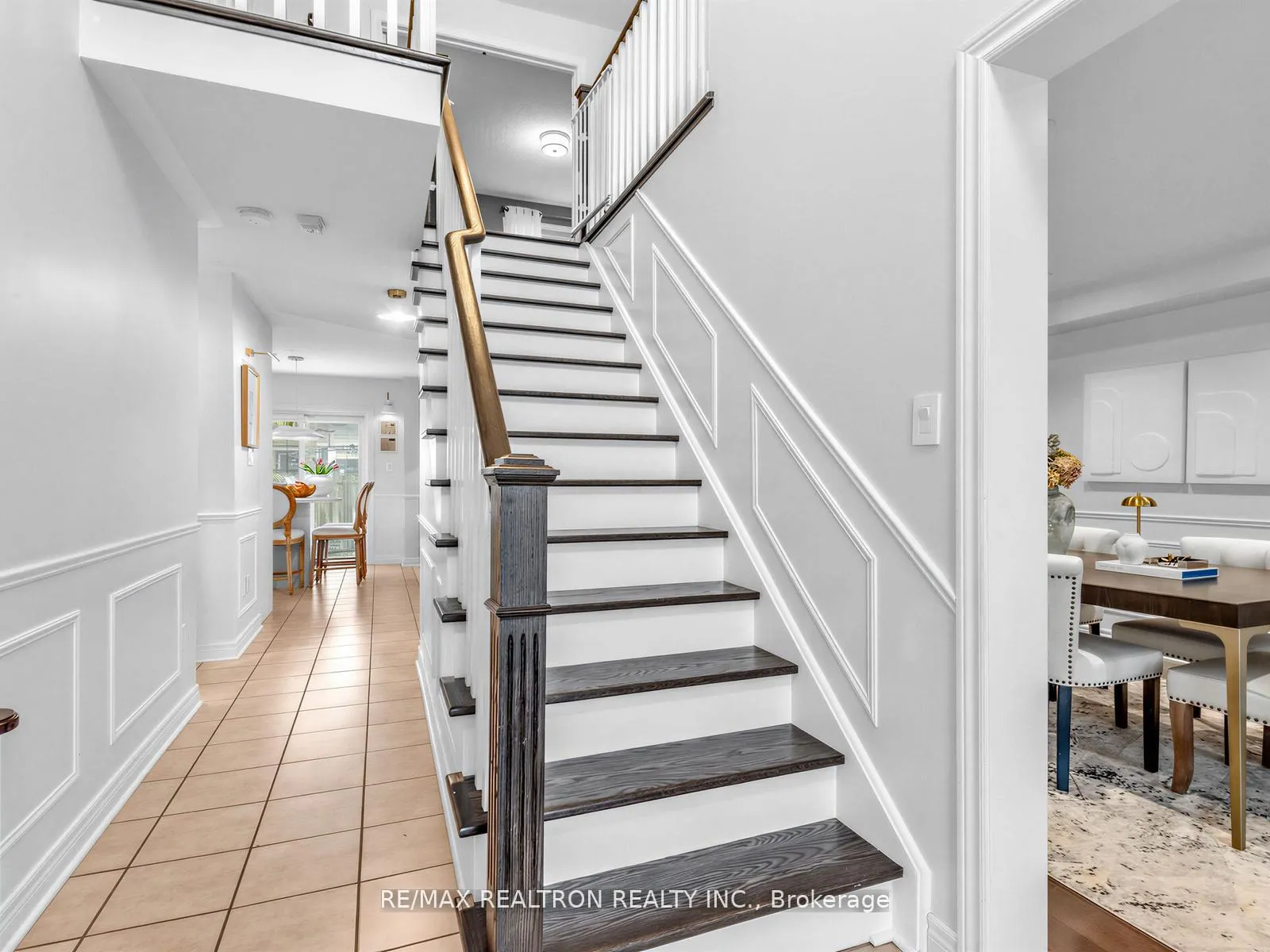Photo 14 of 57 Skipton Trail, Aurora, Bayview Wellington — HOMEH