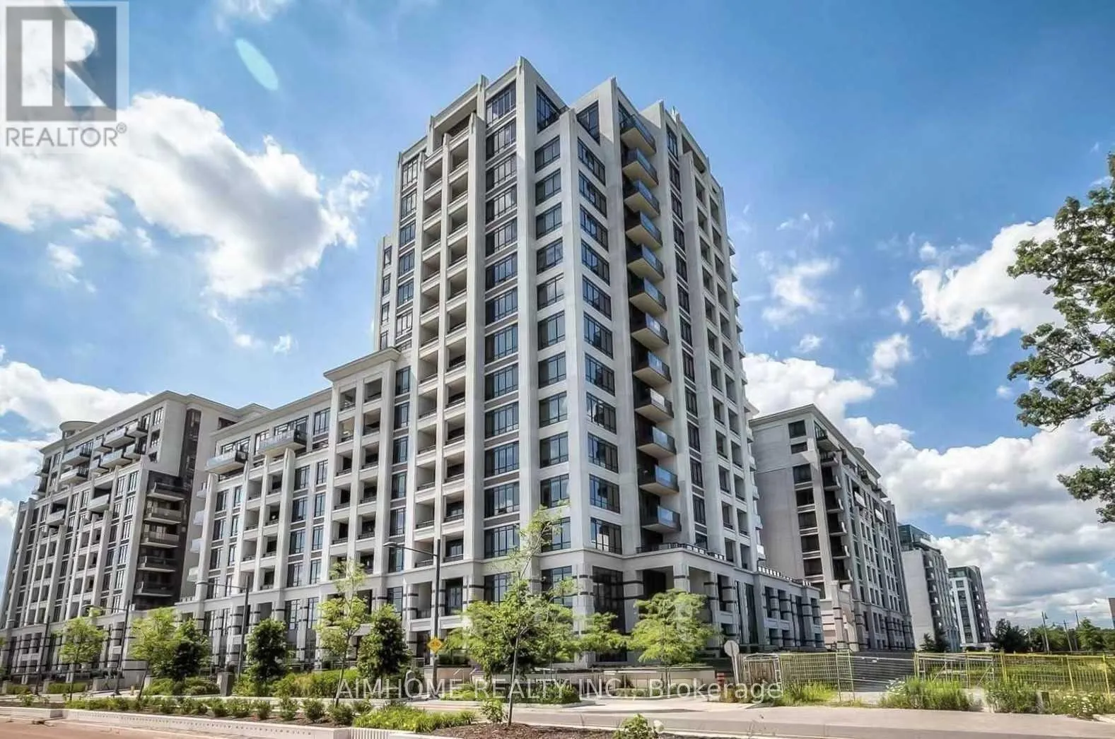 Photo 1 of Unit 915, 38 Cedarland Drive, Markham, Unionville — HOMEH