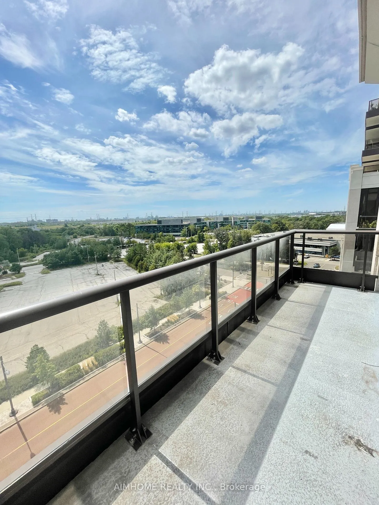 Photo 10 of Unit 915, 38 Cedarland Drive, Markham, Unionville — HOMEH