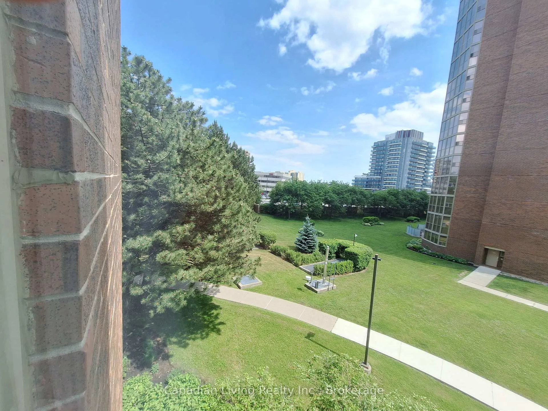 Photo 7 of 5 Weldrick Road, Richmond Hill, North Richvale — HOMEH