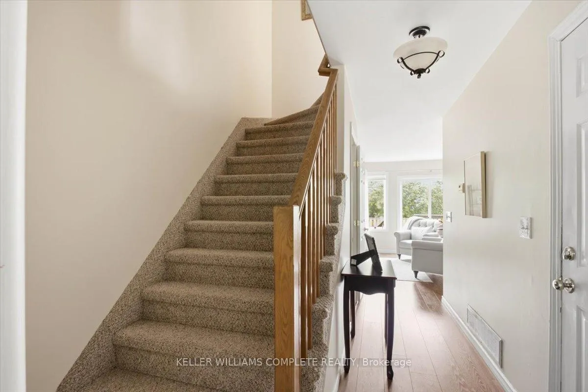 Photo 6 of Unit 46, 35 Albion Street, Belleville, Belleville Ward — HOMEH