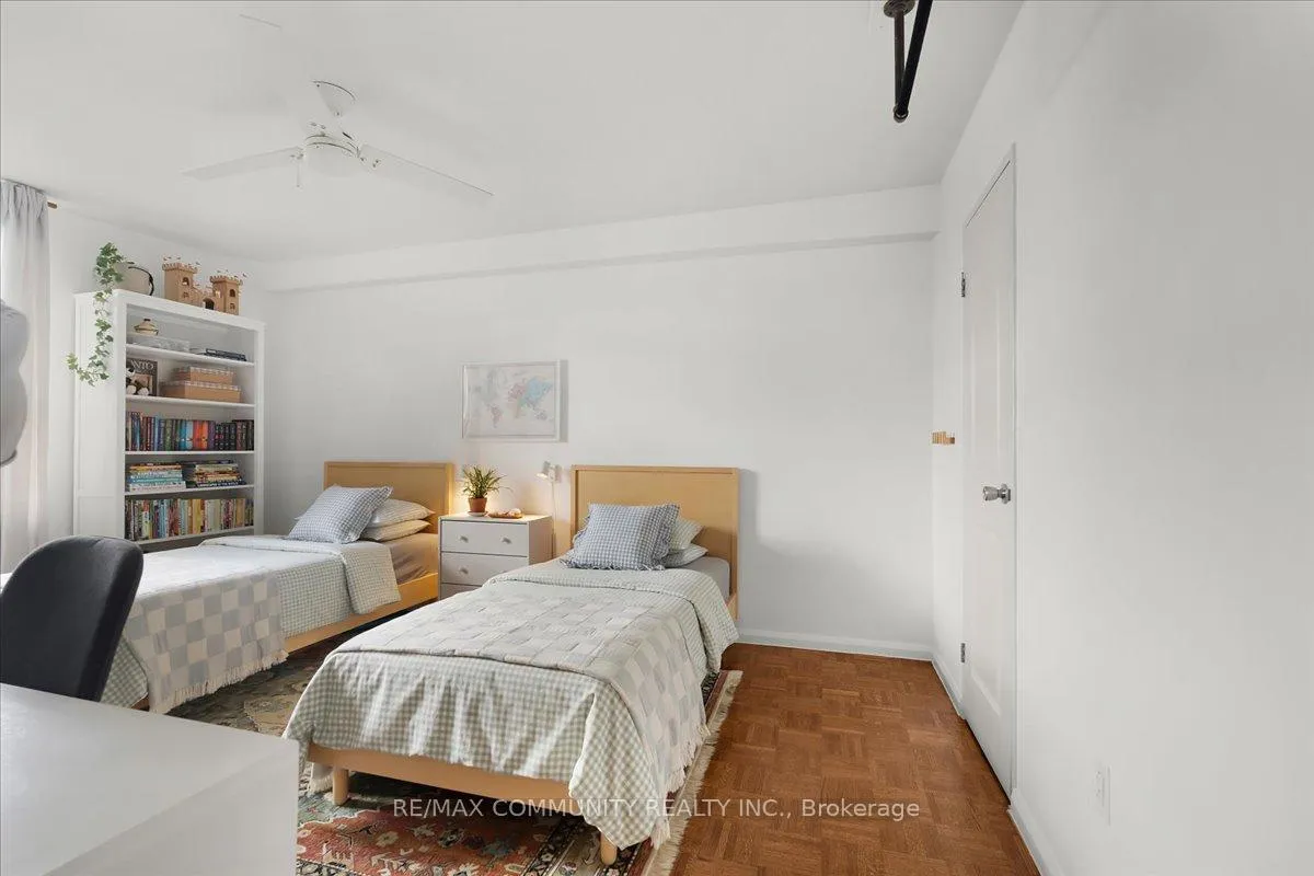 Photo 18 of Unit 1419, 10 Edgecliffe Golfway, Toronto, Flemingdon Park — HOMEH