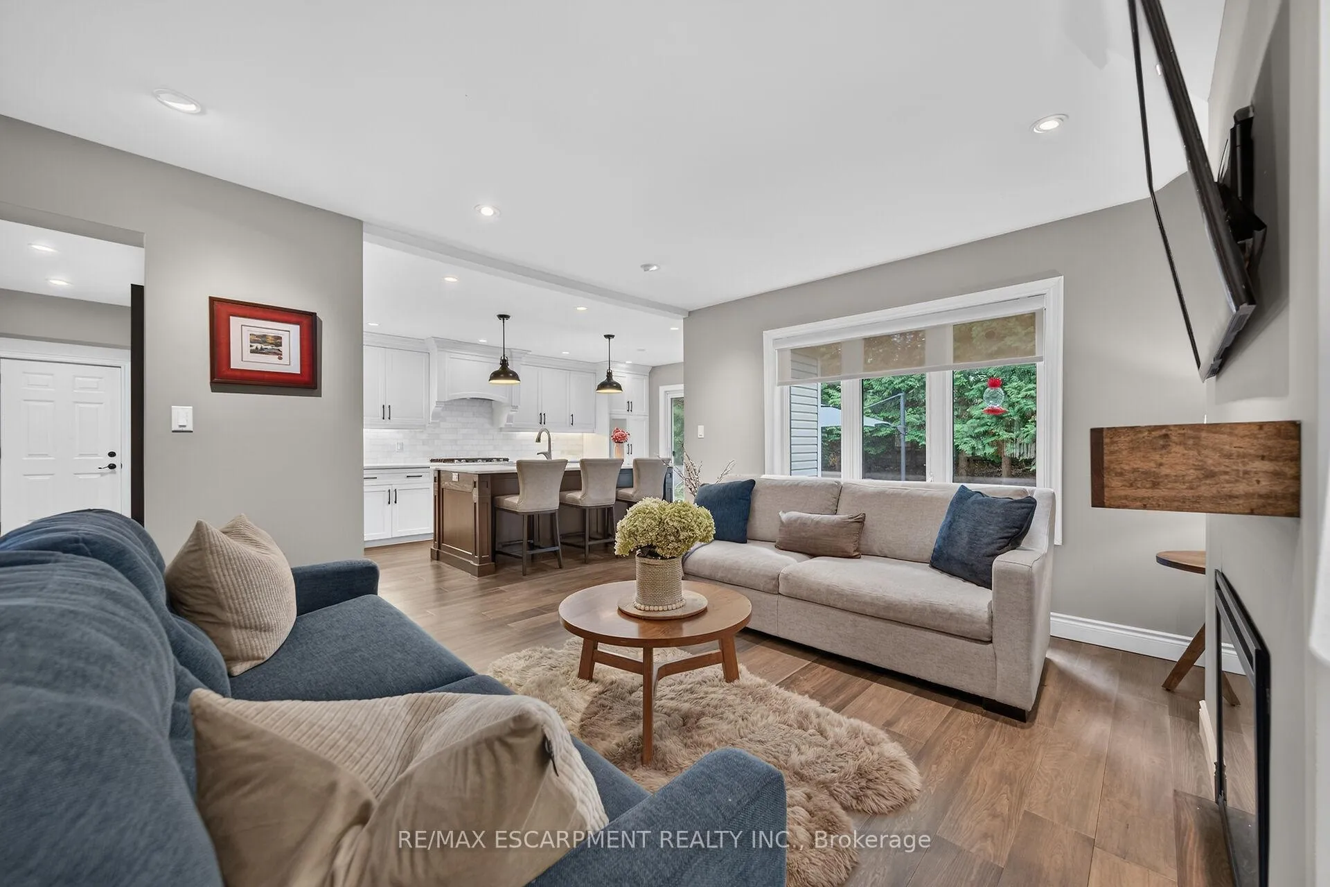 Photo 12 of 4 Valley Ridge Lane, Hamilton, Rural Flamborough — HOMEH
