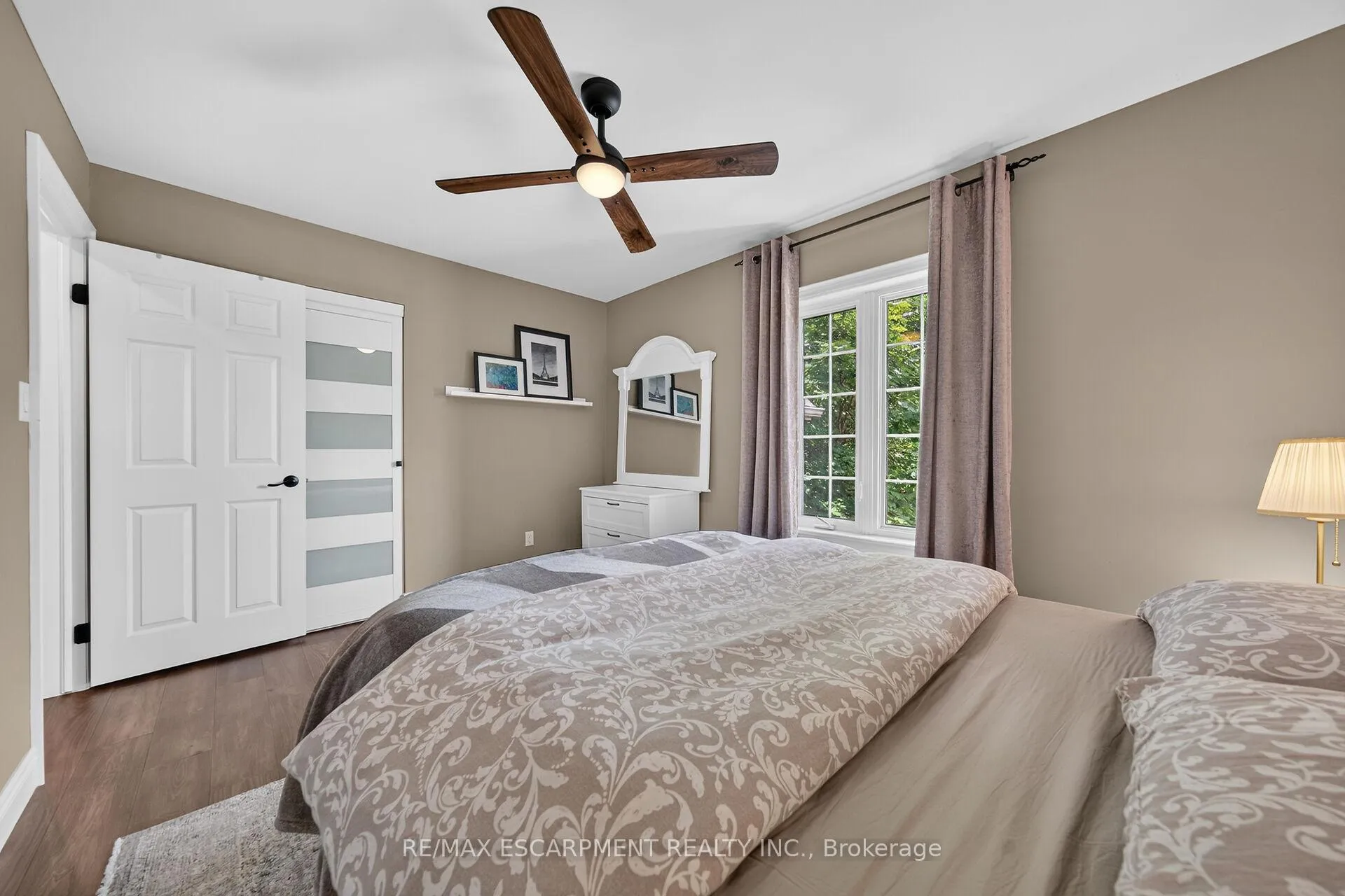Photo 24 of 4 Valley Ridge Lane, Hamilton, Rural Flamborough — HOMEH