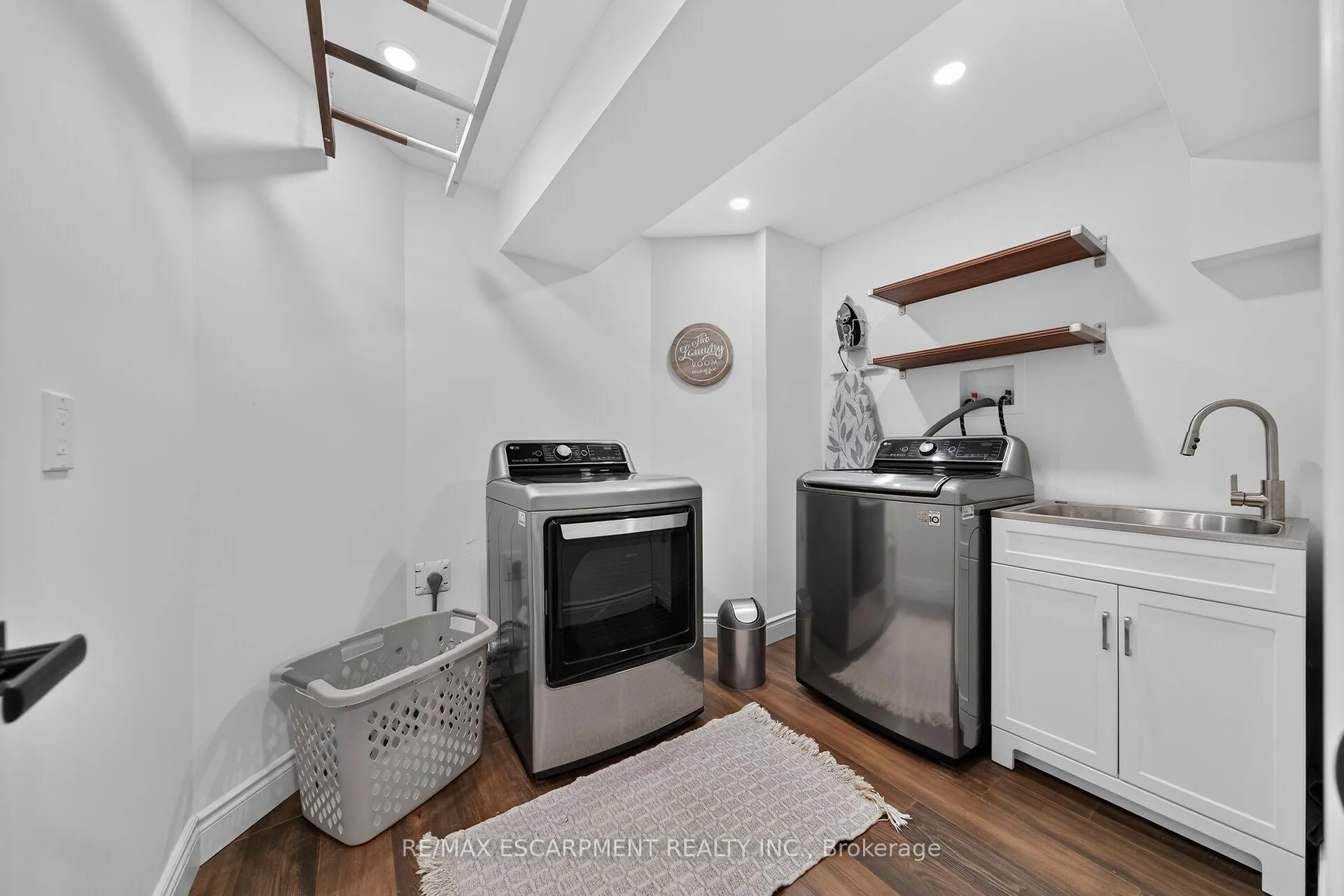 Photo 29 of 4 Valley Ridge Lane, Hamilton, Rural Flamborough — HOMEH