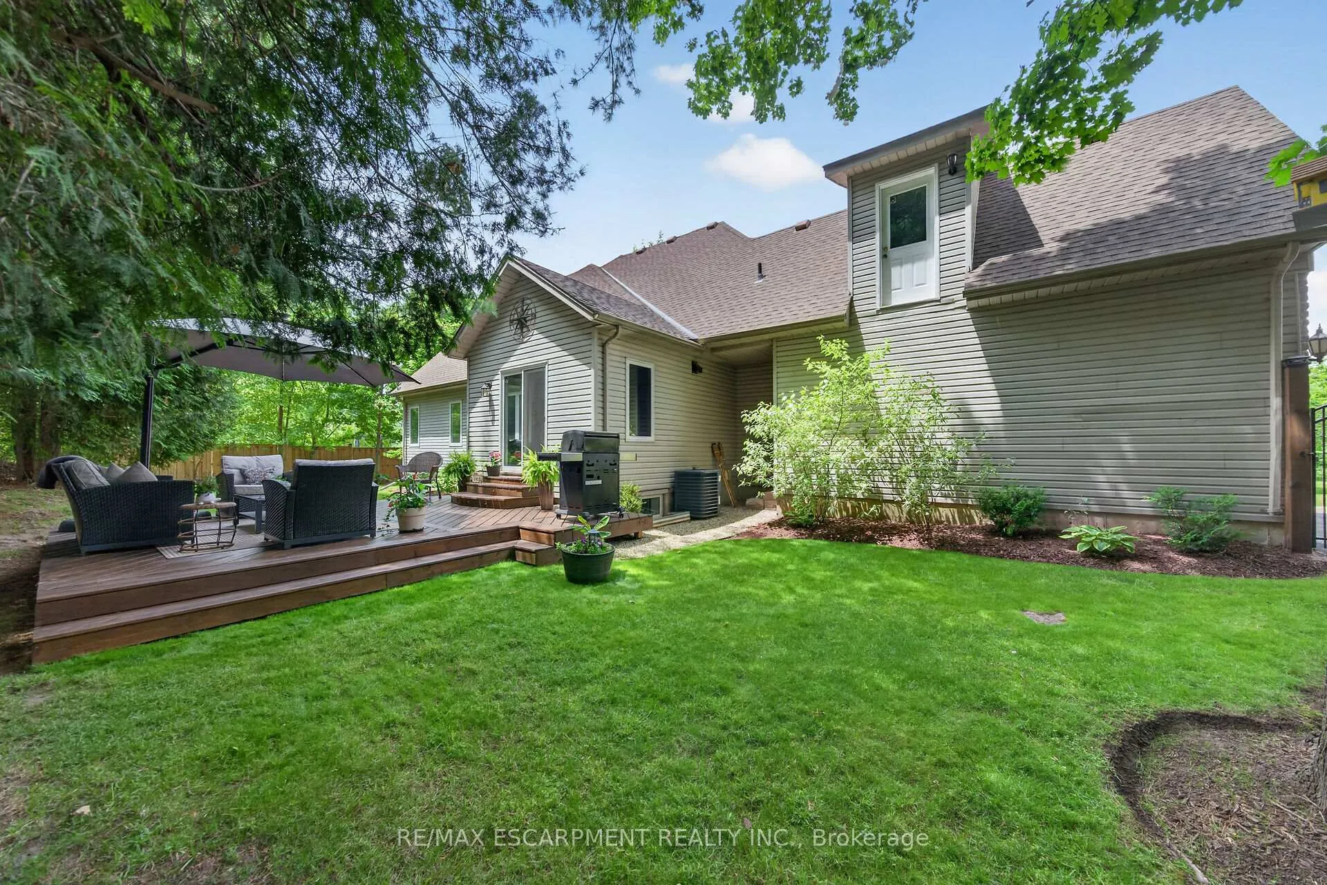 Photo 40 of 4 Valley Ridge Lane, Hamilton, Rural Flamborough — HOMEH