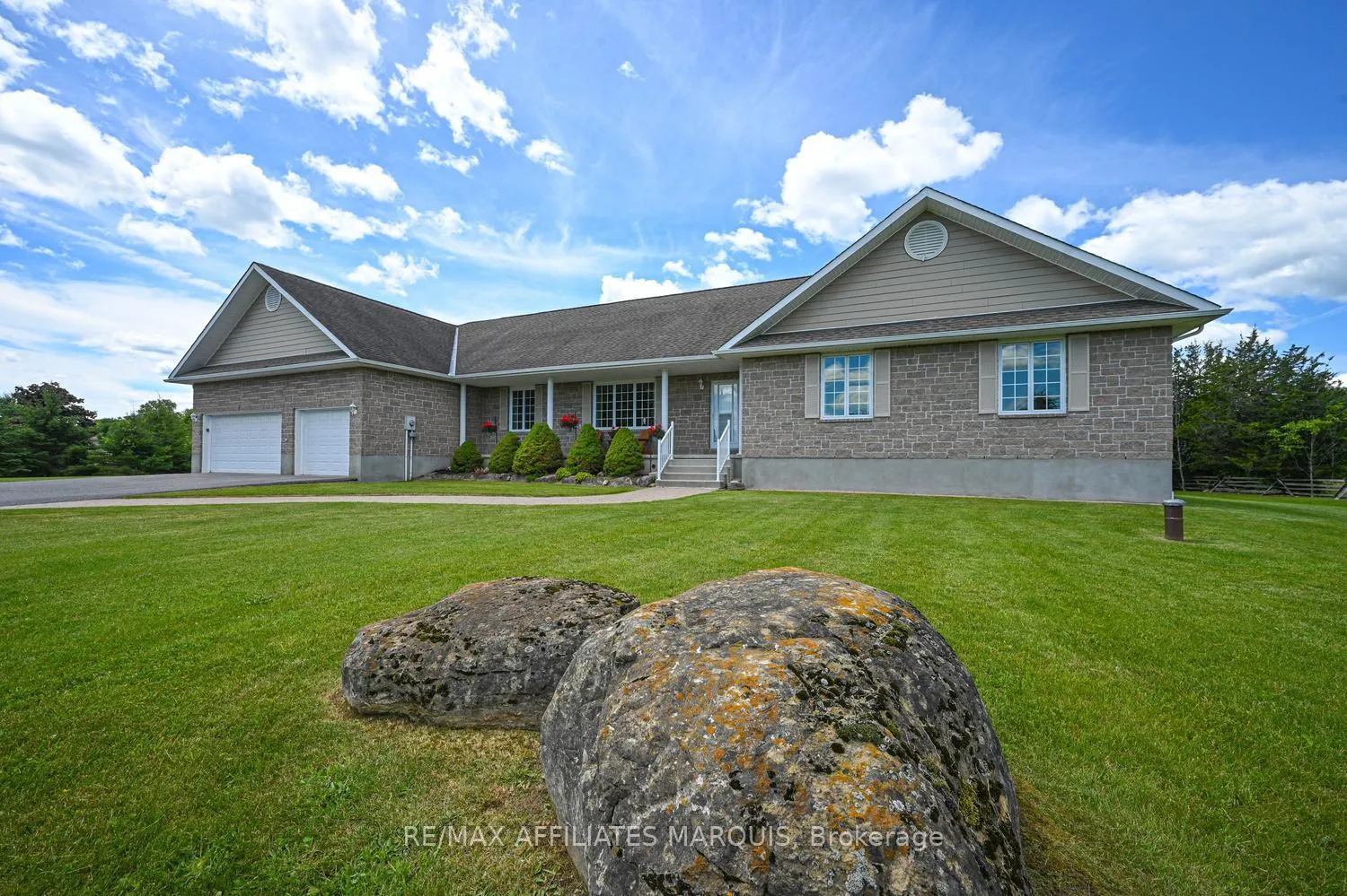 Photo 3 of 83 Horace Drive, Rideau Lakes, Rideau Lakes (Bastard) Twp — HOMEH