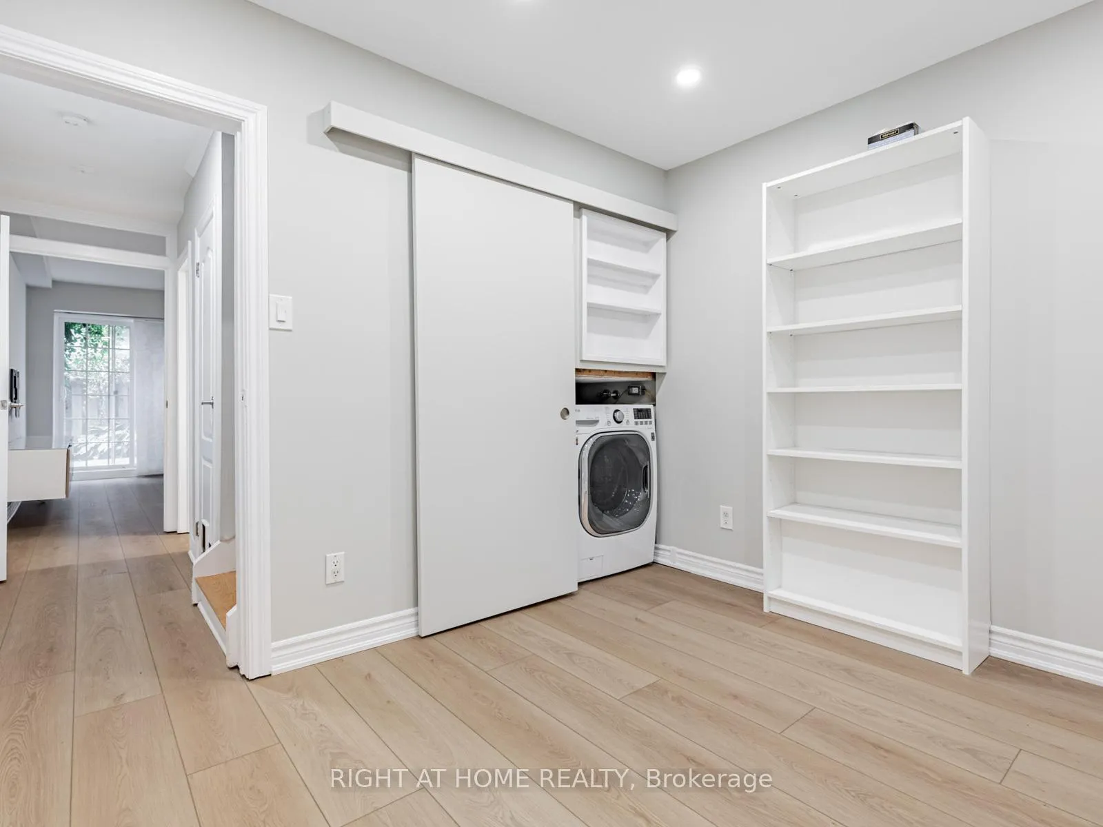 Photo 25 of 242 Waverley Road, Toronto, The Beaches — HOMEH