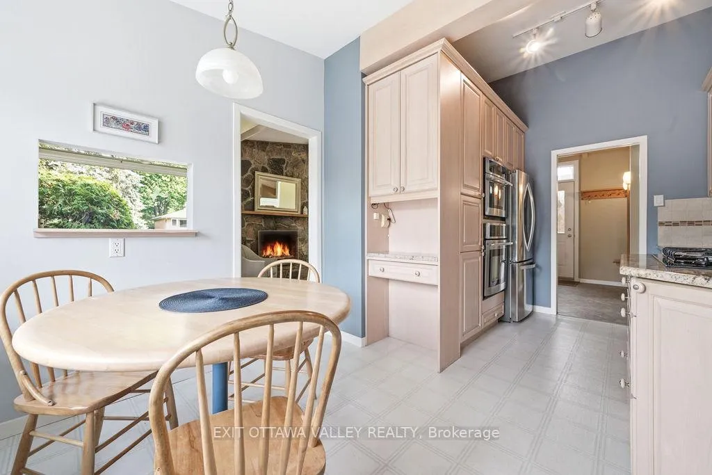 Photo 16 of 31 Claremount Road, Deep River, Deep River — HOMEH