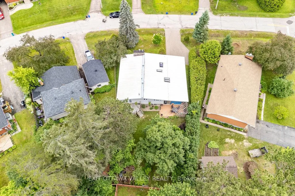 Photo 48 of 31 Claremount Road, Deep River, Deep River — HOMEH
