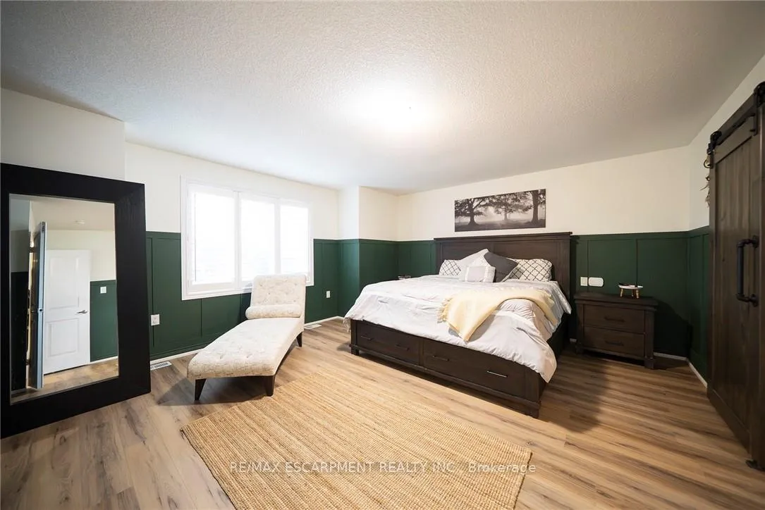 Photo 16 of 73 Eleanor Avenue, Hamilton, Eleanor — HOMEH