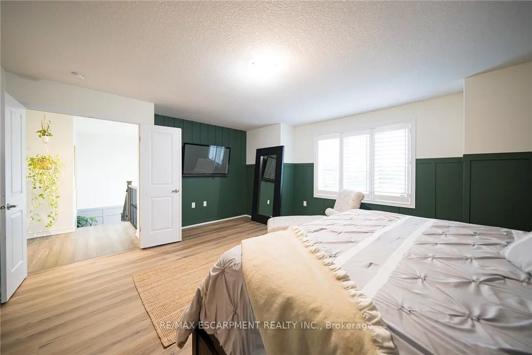 Photo 17 of 73 Eleanor Avenue, Hamilton, Eleanor — HOMEH