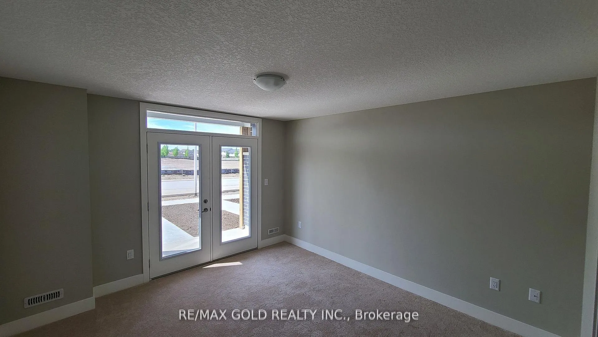 Photo 5 of Unit 152, 177 Edgevalley Road, London, East D — HOMEH