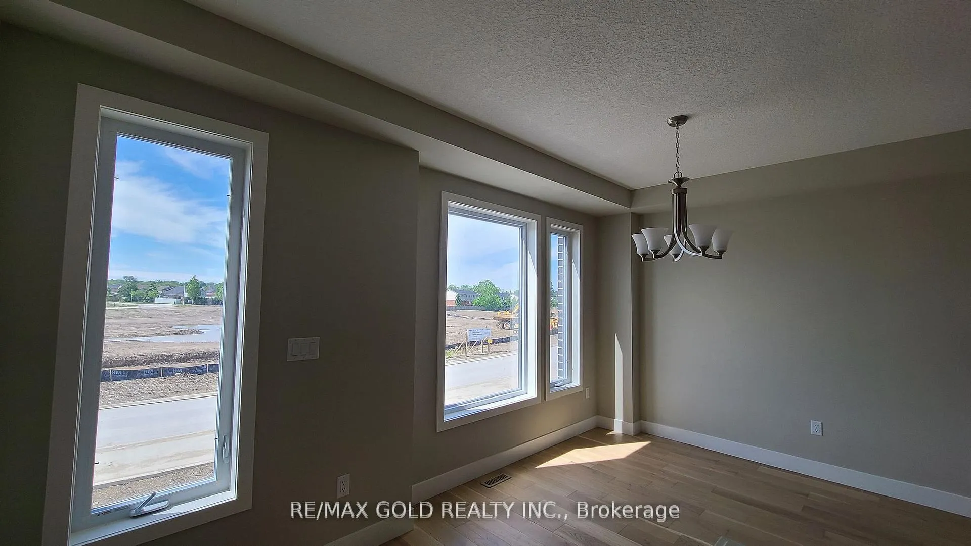 Photo 9 of Unit 152, 177 Edgevalley Road, London, East D — HOMEH