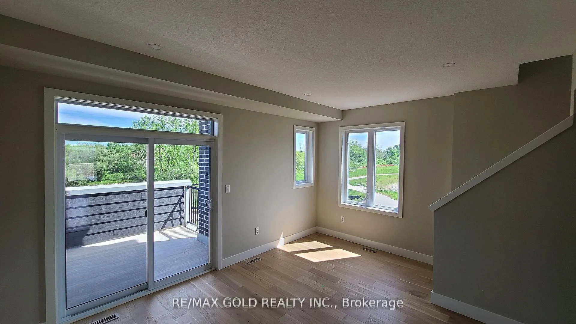 Photo 11 of Unit 152, 177 Edgevalley Road, London, East D — HOMEH