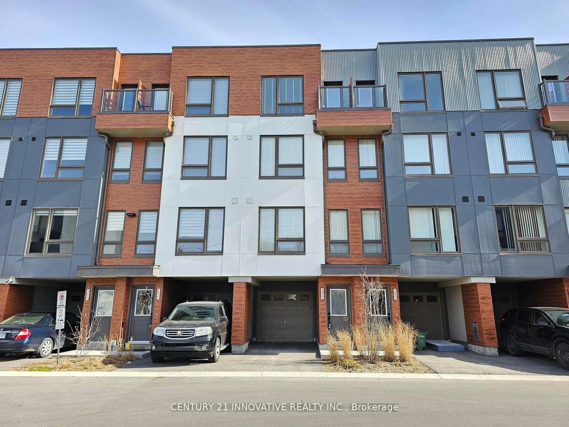 Photo 1 of 1613 Pleasure Valley Path, Oshawa, Samac — HOMEH