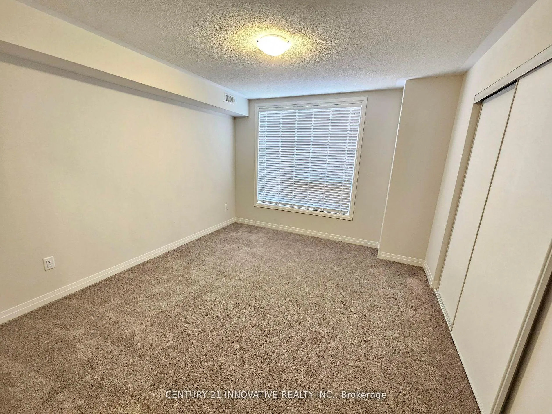 Photo 8 of 1613 Pleasure Valley Path, Oshawa, Samac — HOMEH