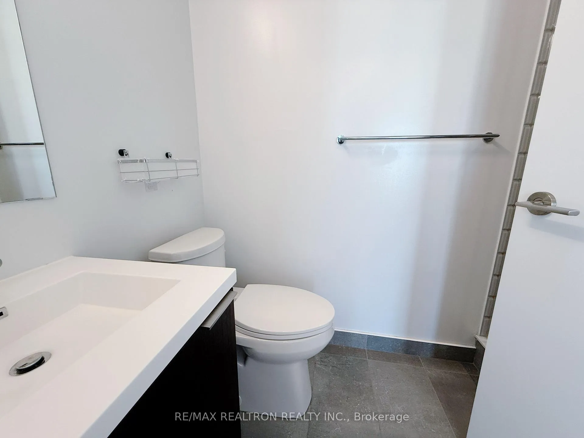 Photo 10 of Unit 1908, 203 College Street, Toronto, Kensington-Chinatown — HOMEH