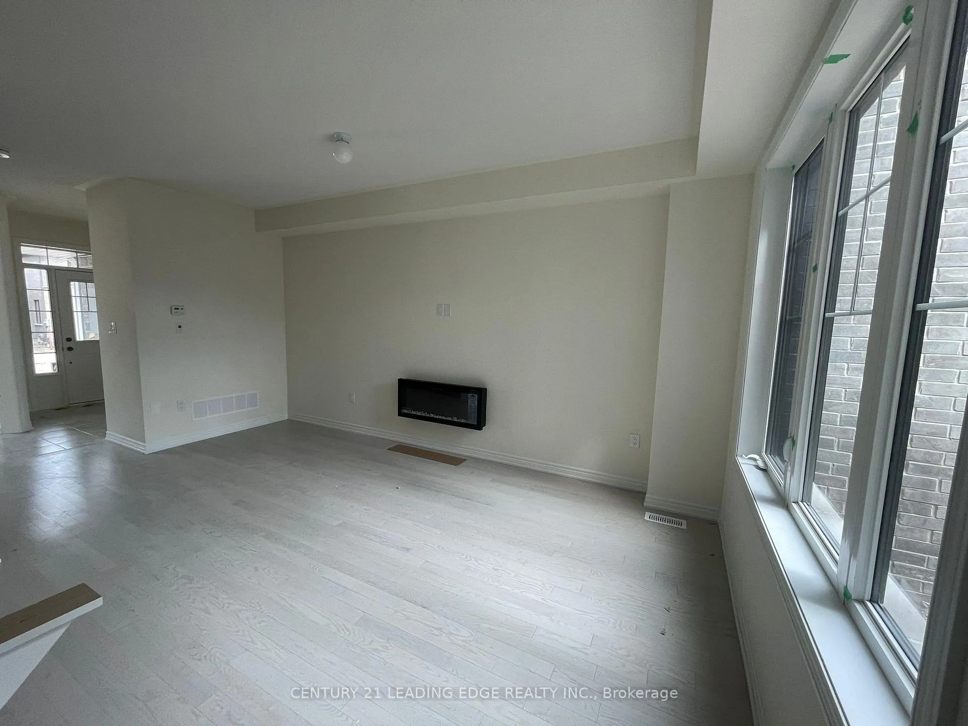 Photo 4 of 10 O'Reilly Street, Whitby, Rural Whitby — HOMEH