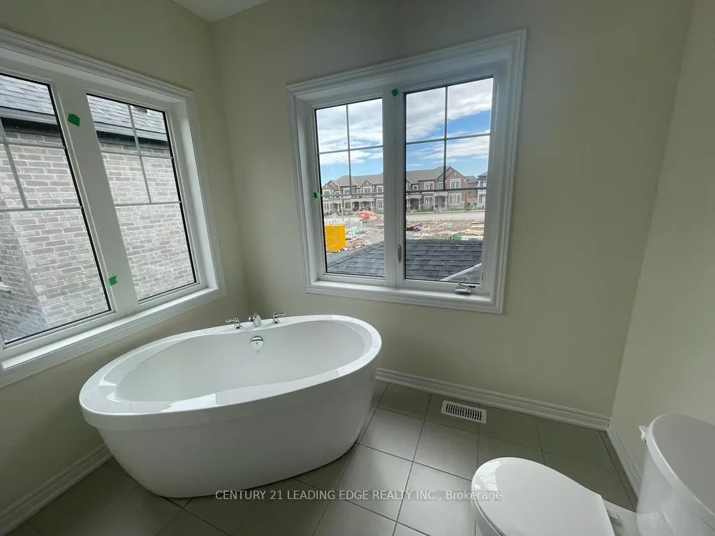 Photo 22 of 10 O'Reilly Street, Whitby, Rural Whitby — HOMEH