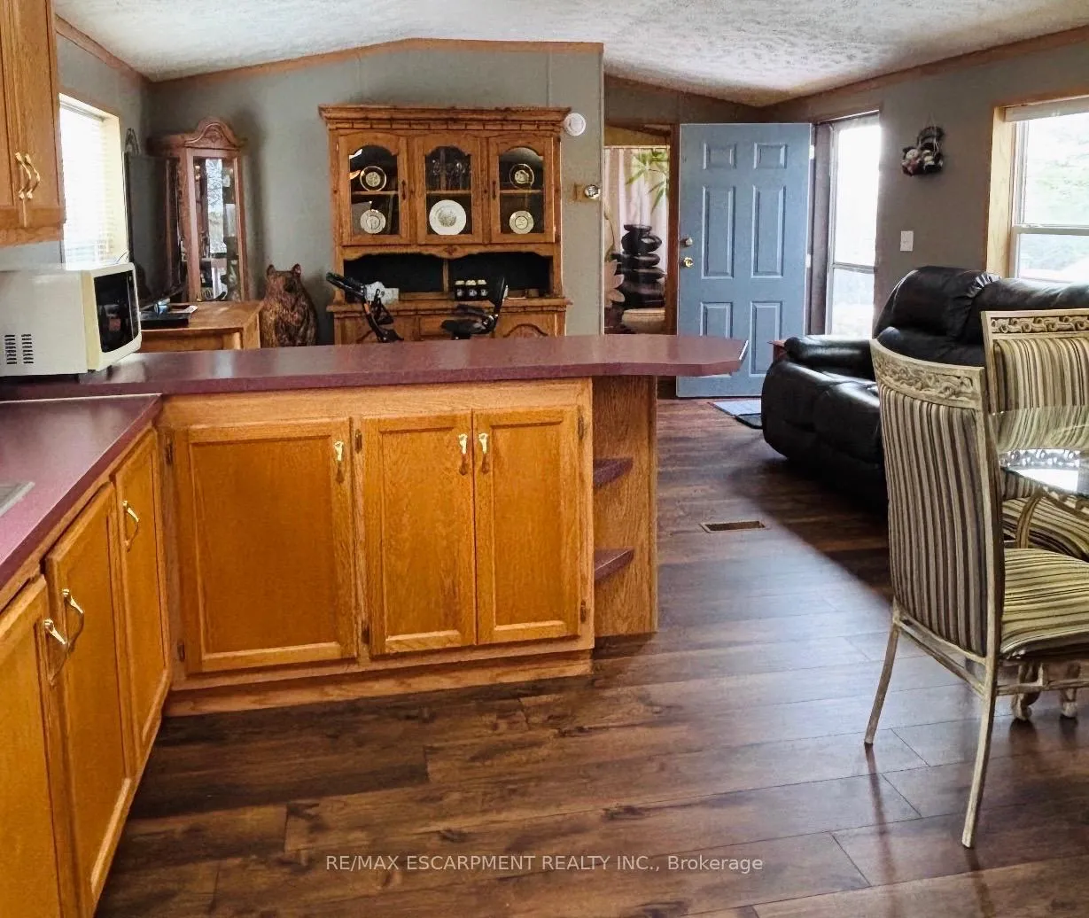 Photo 5 of Unit 31, 1294 8th Concession Road W, Hamilton, Rural Flamborough — HOMEH