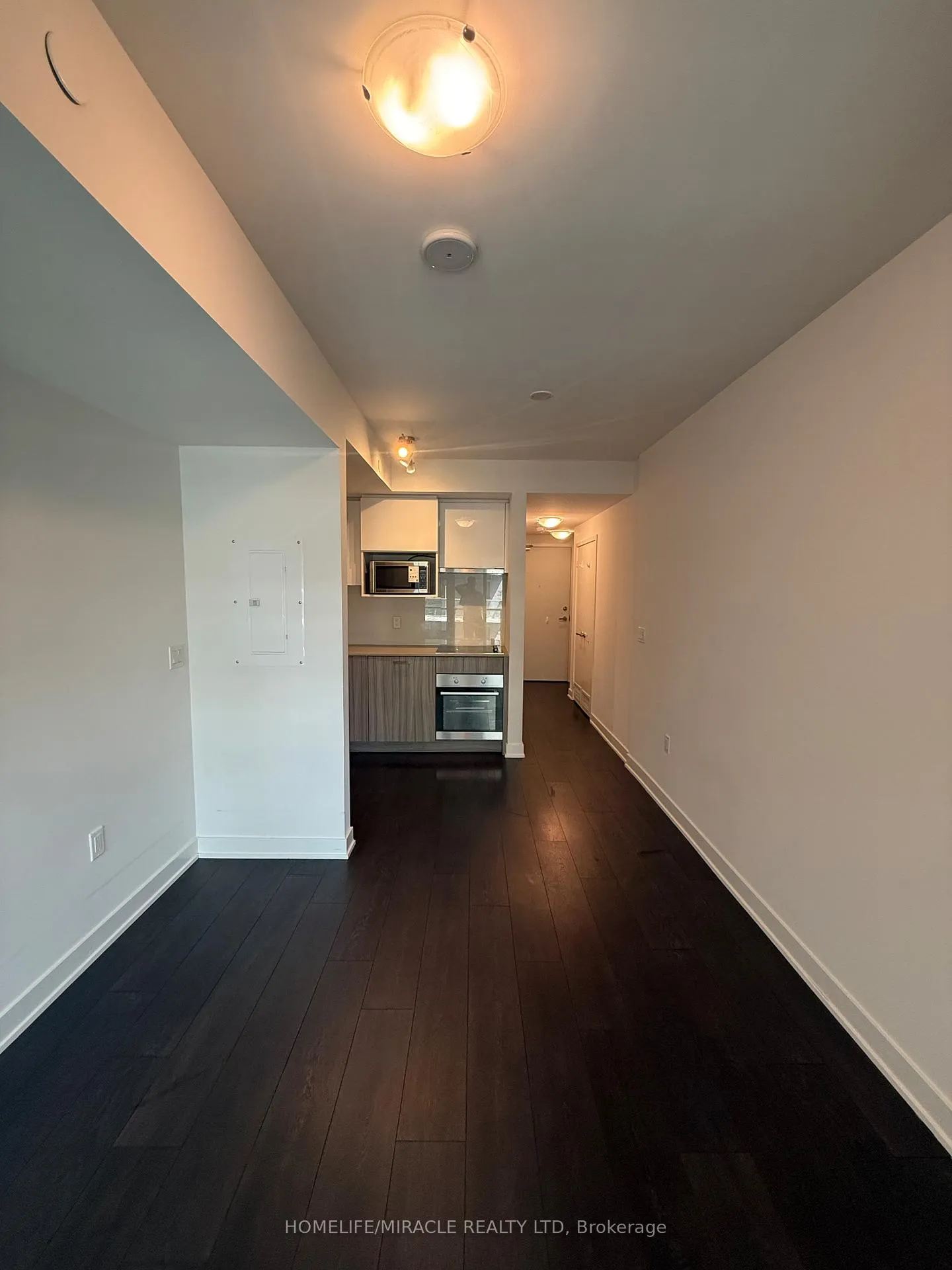 Photo 10 of Unit 1614, 195 Redpath Avenue, Toronto, Mount Pleasant West — HOMEH