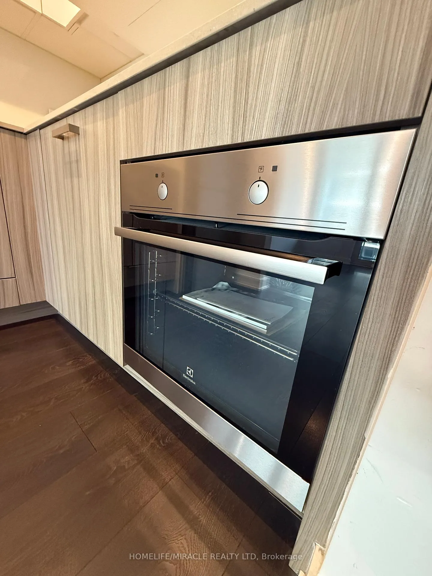 Photo 13 of Unit 1614, 195 Redpath Avenue, Toronto, Mount Pleasant West — HOMEH