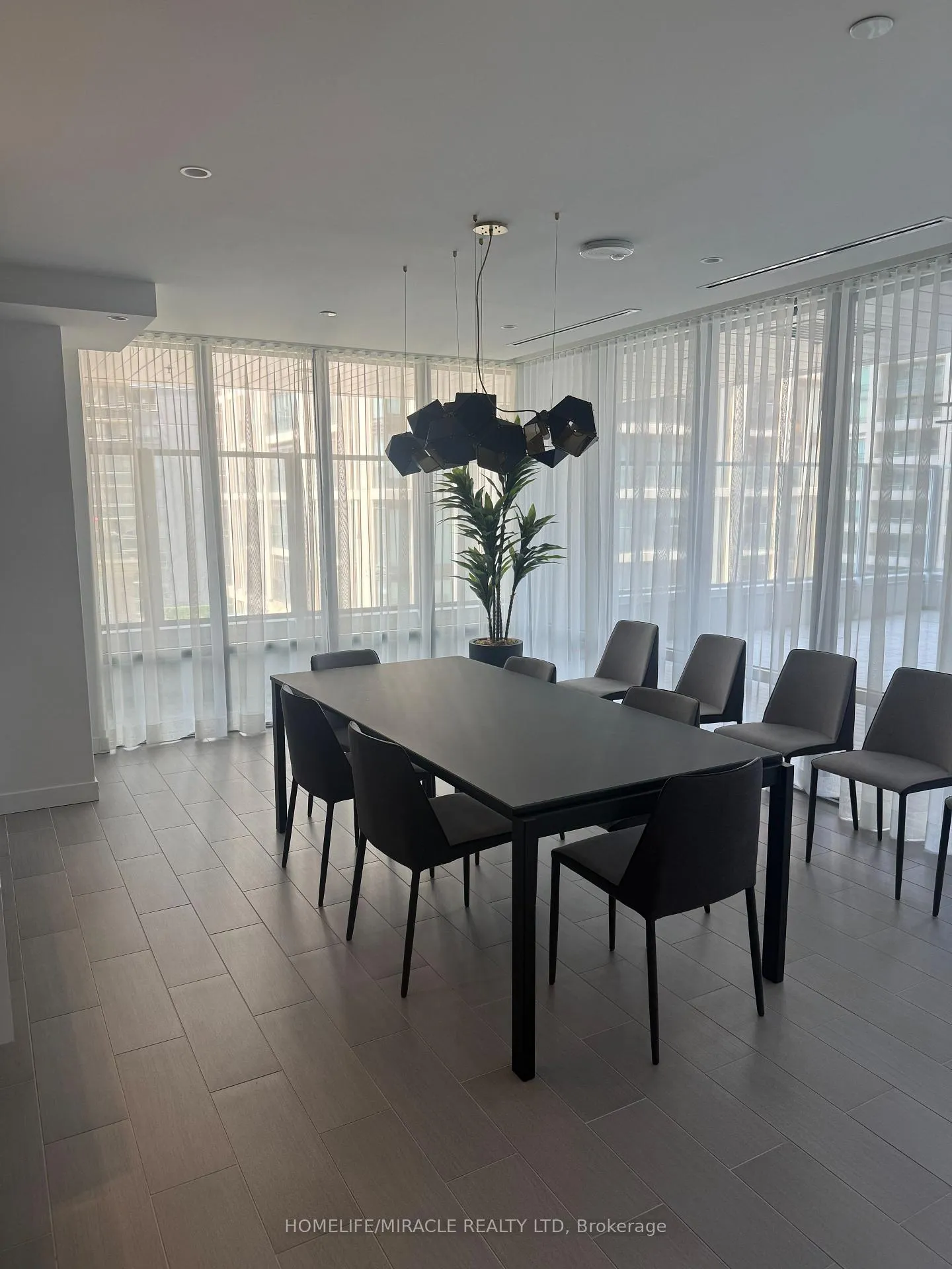 Photo 25 of Unit 1614, 195 Redpath Avenue, Toronto, Mount Pleasant West — HOMEH