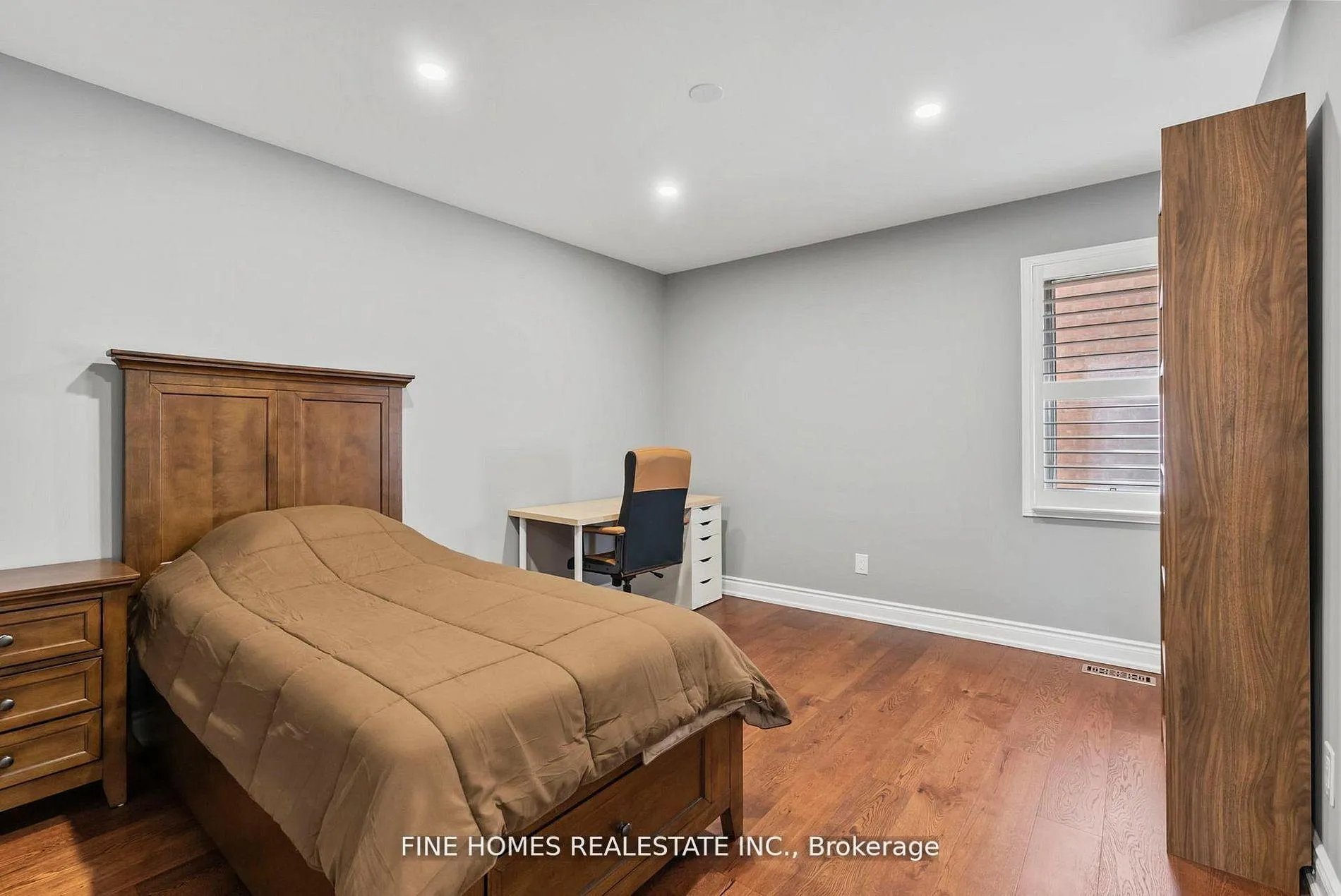 Photo 18 of 109 Angelina Avenue, Vaughan, Vaughan Grove — HOMEH