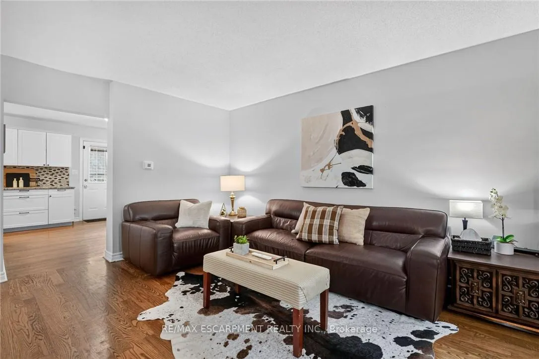 Photo 10 of Unit 6, 156 St Catharines Street, West Lincoln, Smithville — HOMEH