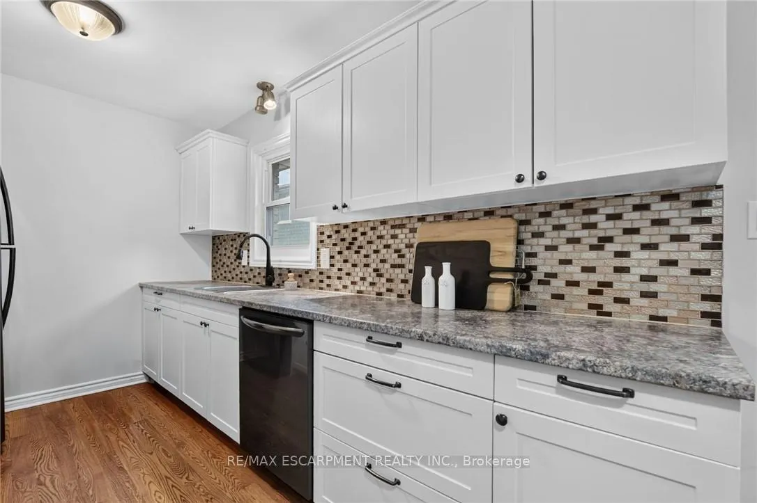 Photo 18 of Unit 6, 156 St Catharines Street, West Lincoln, Smithville — HOMEH
