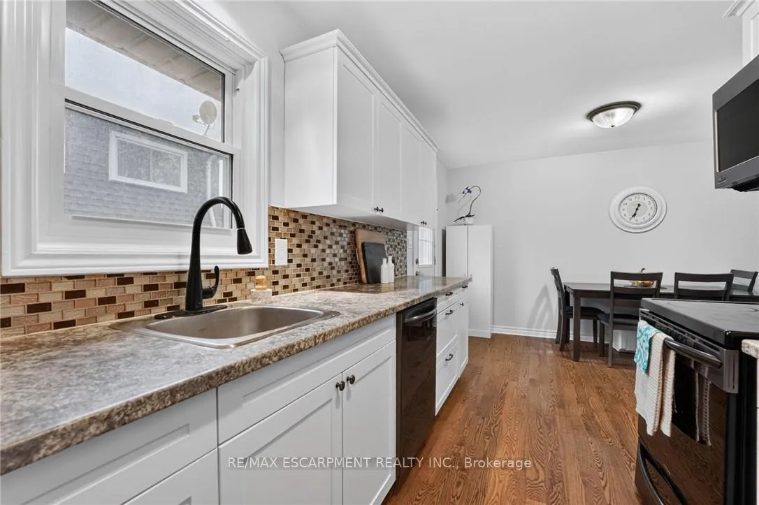 Photo 21 of Unit 6, 156 St Catharines Street, West Lincoln, Smithville — HOMEH