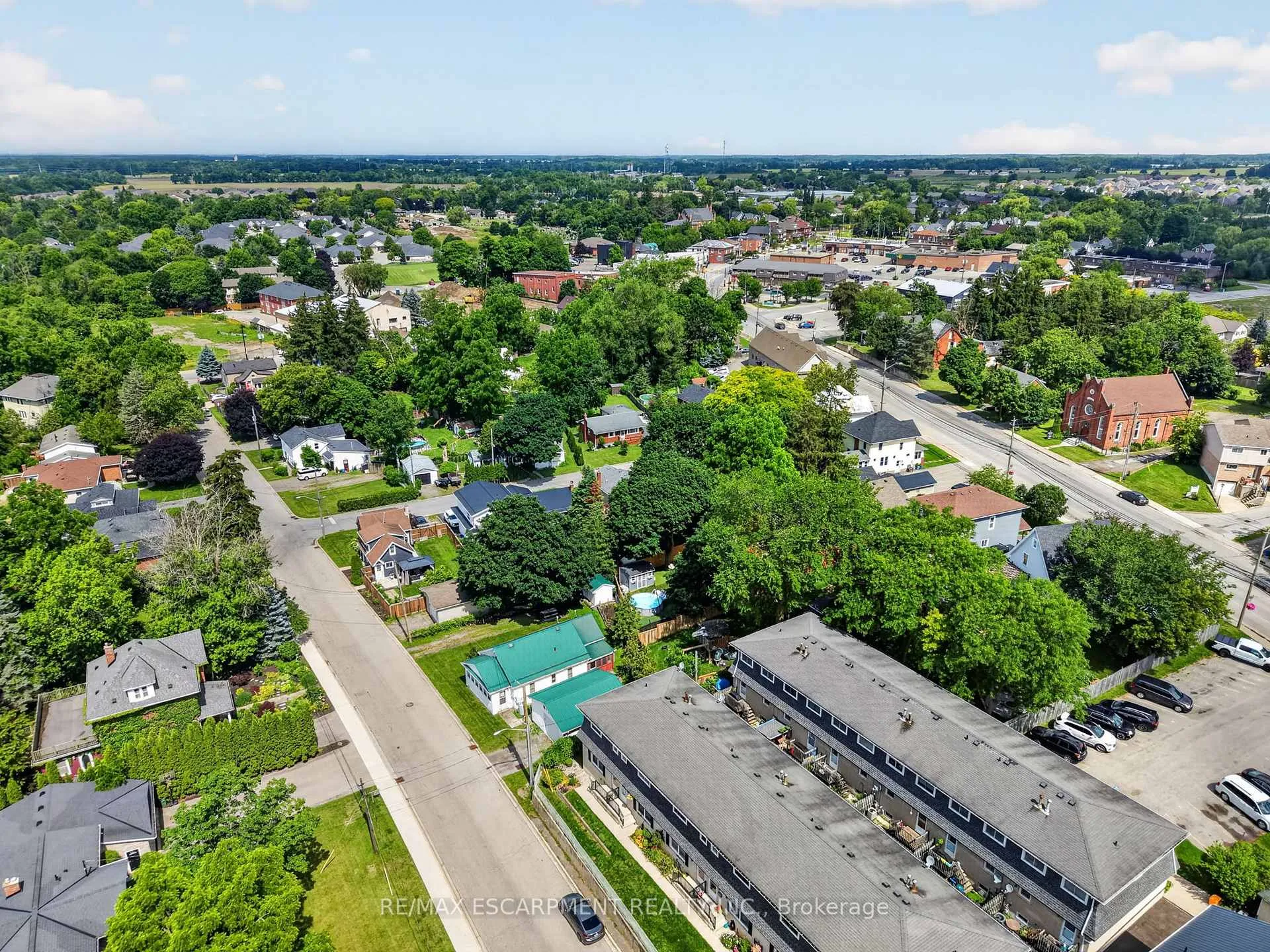 Photo 42 of Unit 6, 156 St Catharines Street, West Lincoln, Smithville — HOMEH