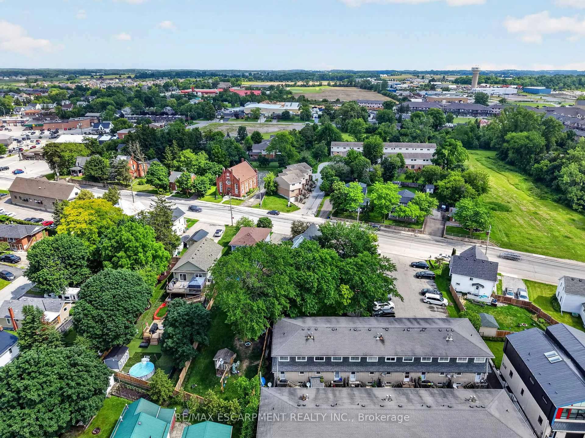 Photo 43 of Unit 6, 156 St Catharines Street, West Lincoln, Smithville — HOMEH