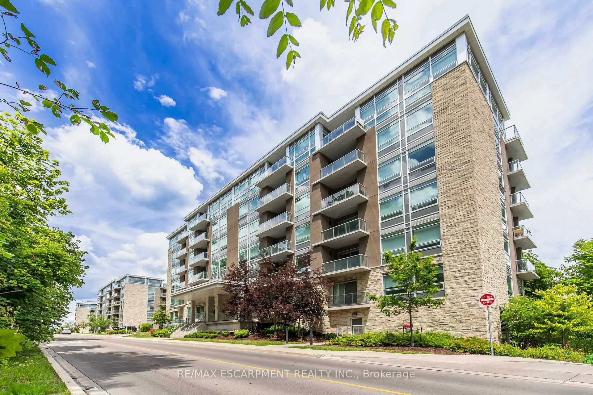 Photo 1 of Unit 506, 479 Charlton Avenue E, Hamilton, Stinson — HOMEH