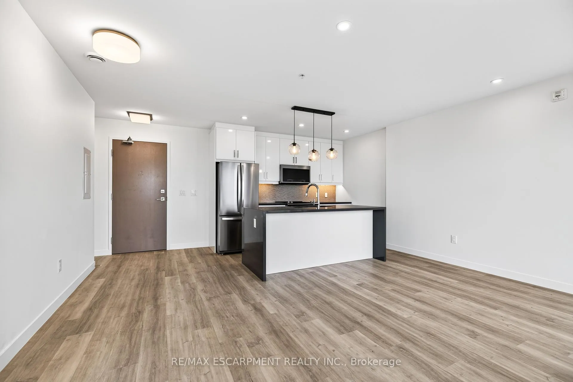 Photo 4 of Unit 506, 479 Charlton Avenue E, Hamilton, Stinson — HOMEH