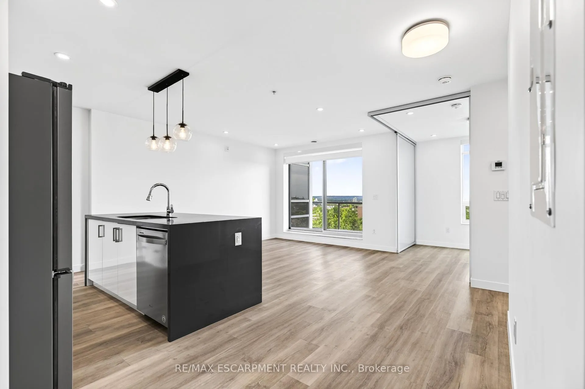 Photo 10 of Unit 506, 479 Charlton Avenue E, Hamilton, Stinson — HOMEH