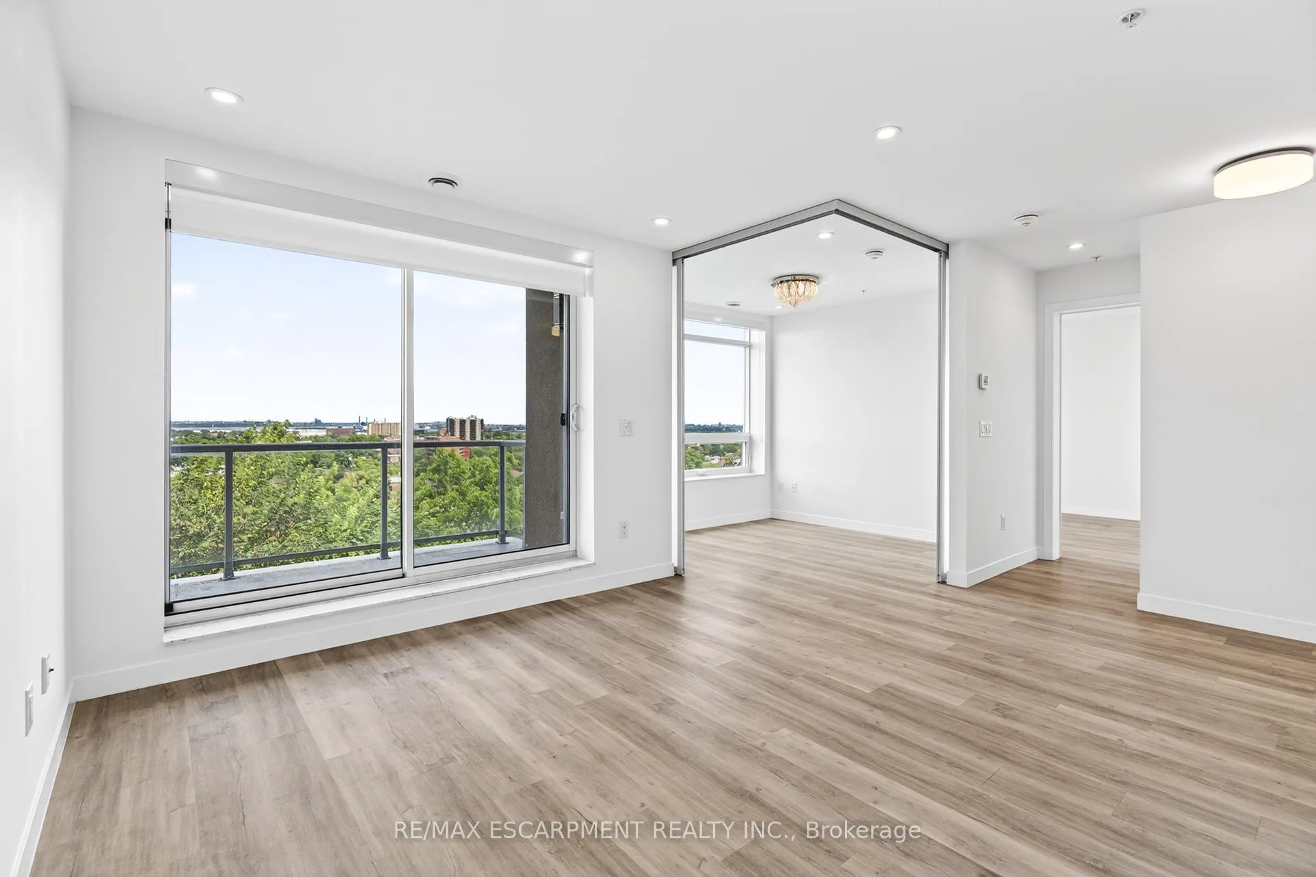 Photo 16 of Unit 506, 479 Charlton Avenue E, Hamilton, Stinson — HOMEH