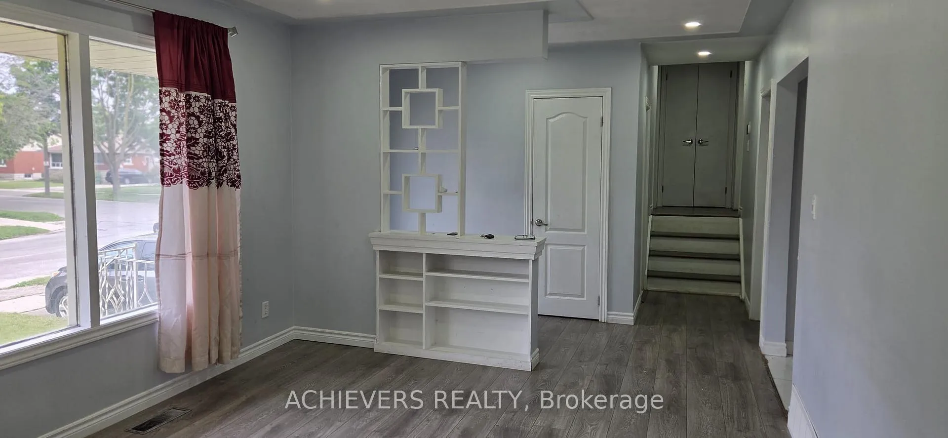 Photo 6 of 222 Sixth Avenue, Kitchener, Fairview/Kingsdale — HOMEH